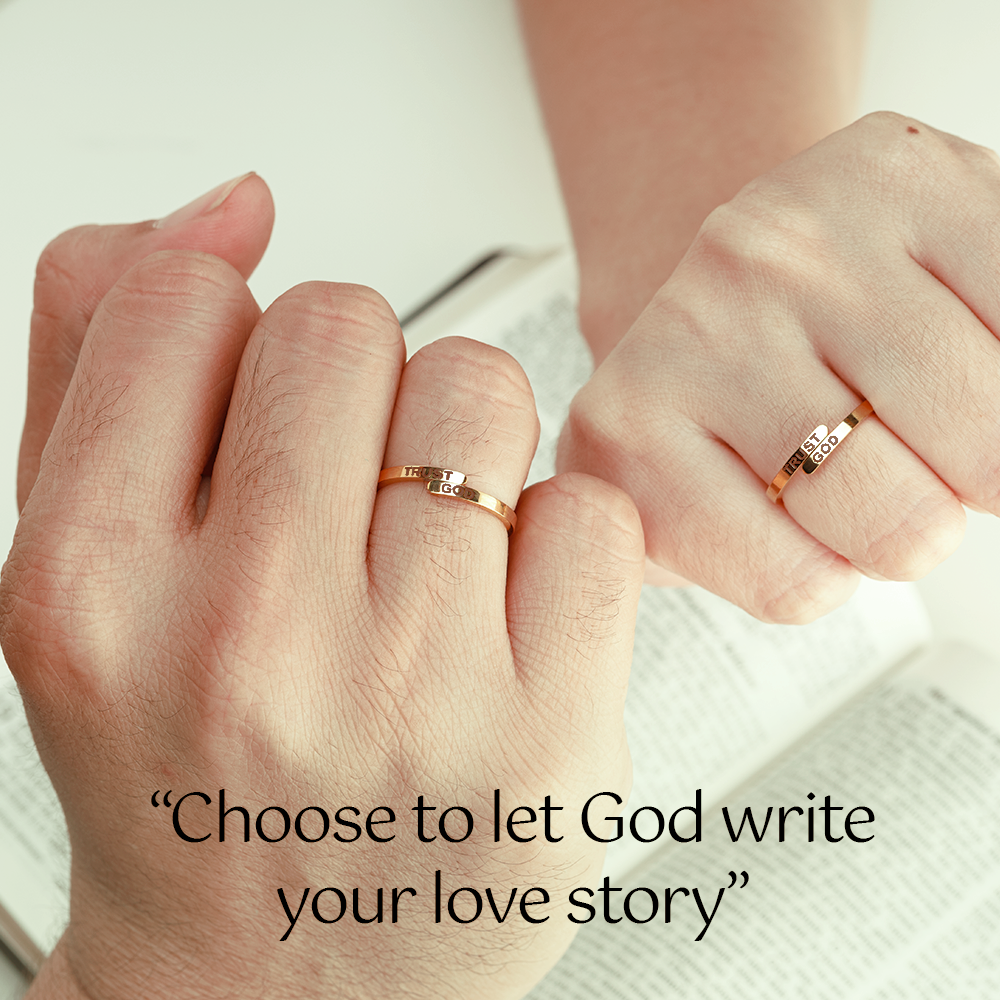 Gold Trust God Ring (Adjustable size)